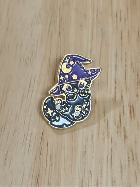 Celestial Wizard Cat Enamel Pin